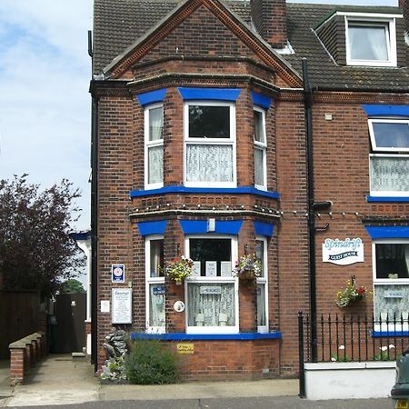 Spindrift Guest House - Adults Only Great Yarmouth Extérieur photo